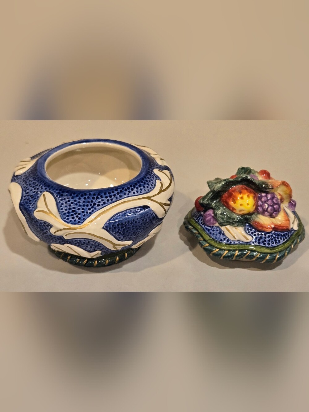 Fritz & Floyd Florentine And Fruit Lidded Bowl - Picture 3 of 4